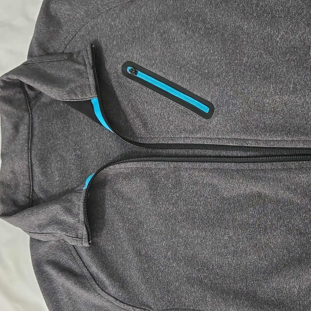 Lululemon jacket - Picture 3 of 10